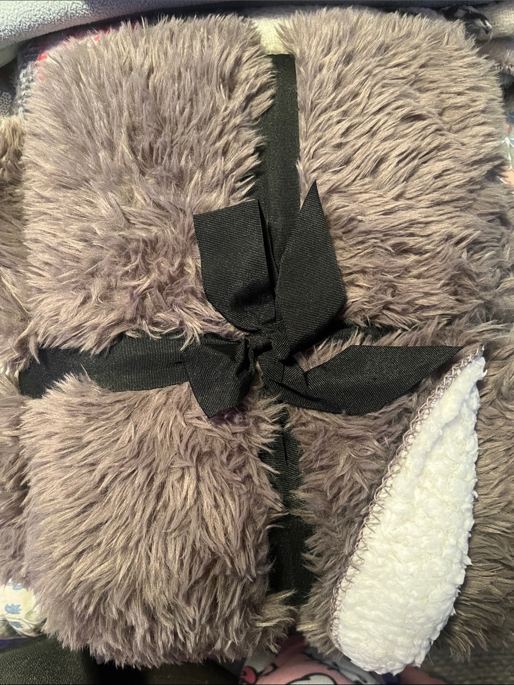 Source Unknown Plush Faux Fur Throw Blanket in Taupe with White Sherpa